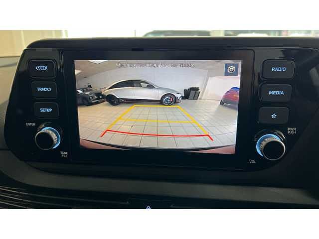 Hyundai BAYON 1.0 TGDi 48V MHEV SE Connect 5dr Red