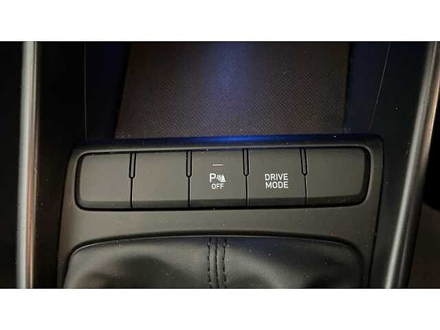 Hyundai BAYON 1.0 TGDi 48V MHEV SE Connect 5dr Red
