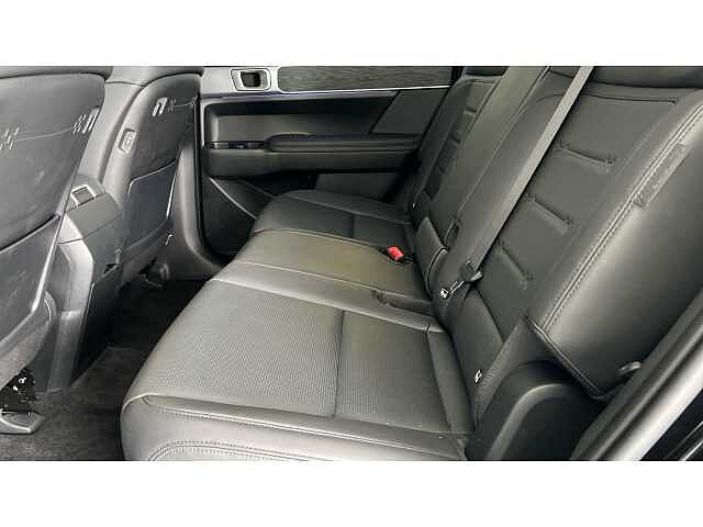 Hyundai SANTA FE 1.6 TGDi Plug-in Hybrid Premium 5dr 4WD Auto Black