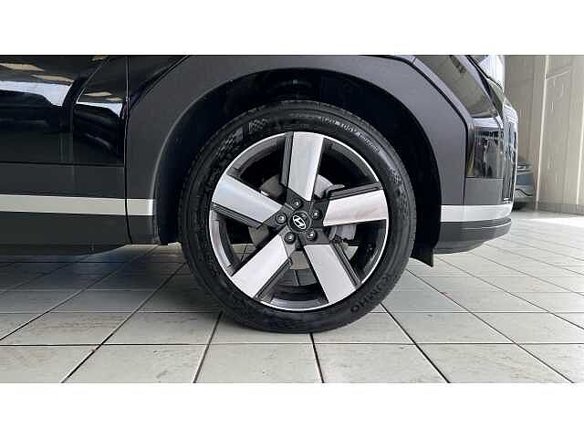 Hyundai SANTA FE 1.6 TGDi Plug-in Hybrid Premium 5dr 4WD Auto Black