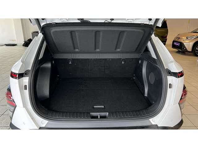 Hyundai KONA 1.6 Hybrid 129 Ultimate 5dr DCT White
