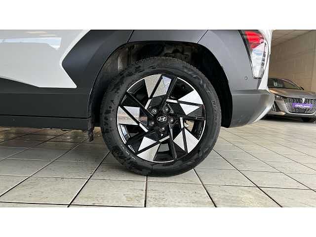 Hyundai KONA 1.6 Hybrid 129 Ultimate 5dr DCT White
