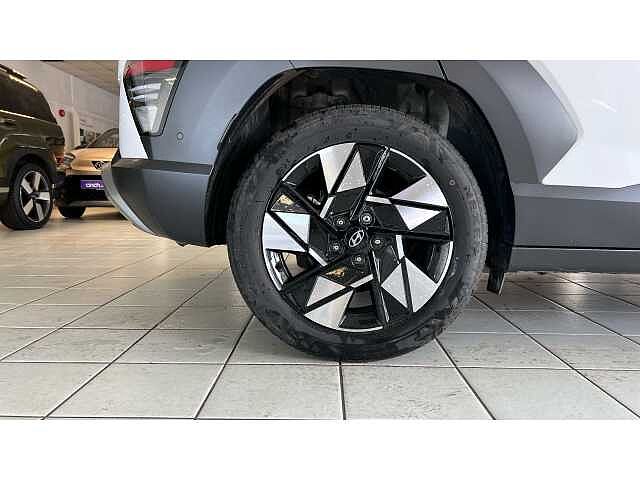 Hyundai KONA 1.6 Hybrid 129 Ultimate 5dr DCT White