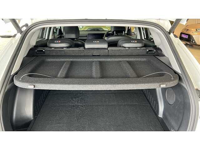 Hyundai KONA 1.6 Hybrid 129 Ultimate 5dr DCT White