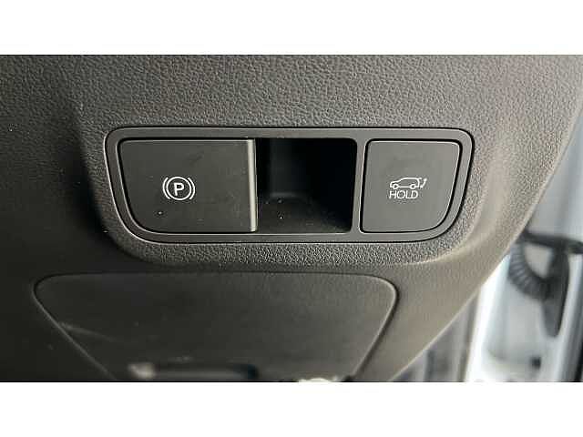 Hyundai KONA 1.6 Hybrid 129 Ultimate 5dr DCT White