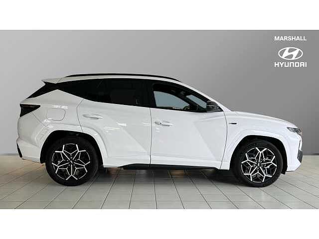 Hyundai TUCSON 1.6 TGDi Plug-in Hybrid N Line 5dr 4WD Auto White