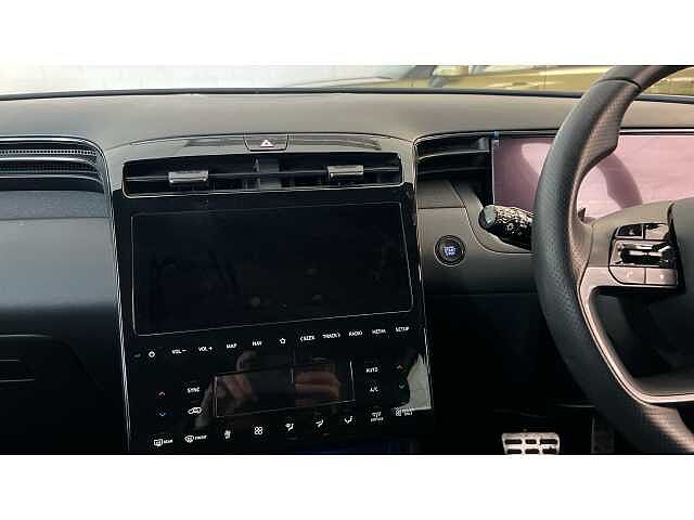 Hyundai TUCSON 1.6 TGDi Plug-in Hybrid N Line 5dr 4WD Auto White