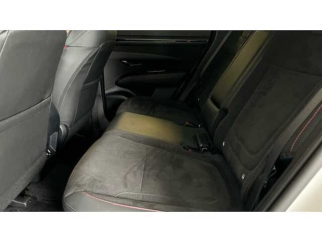 Hyundai TUCSON 1.6 TGDi Plug-in Hybrid N Line 5dr 4WD Auto White