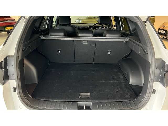 Hyundai TUCSON 1.6 TGDi Plug-in Hybrid N Line 5dr 4WD Auto White