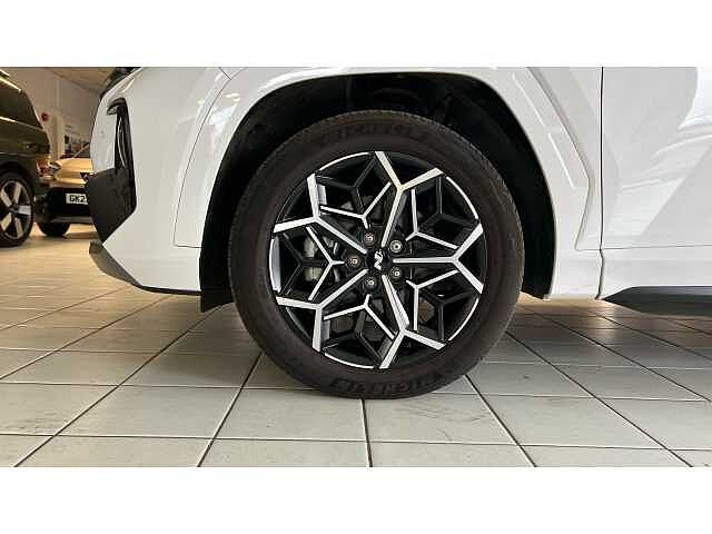 Hyundai TUCSON 1.6 TGDi Plug-in Hybrid N Line 5dr 4WD Auto White