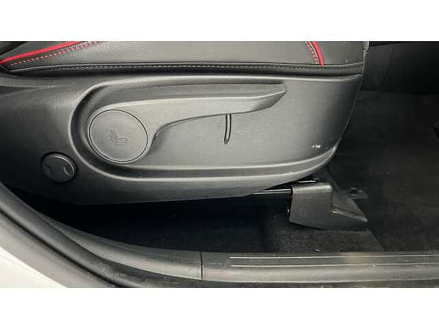 Hyundai TUCSON 1.6 TGDi Plug-in Hybrid N Line 5dr 4WD Auto White