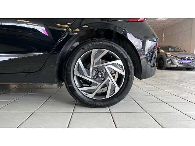 Hyundai I20 1.0T GDi Advance 5dr DCT Black