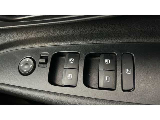 Hyundai I20 1.0T GDi Advance 5dr DCT Black