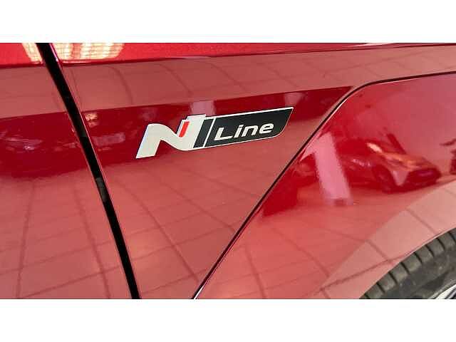 Hyundai KONA 1.6T 138 N Line 5dr Red