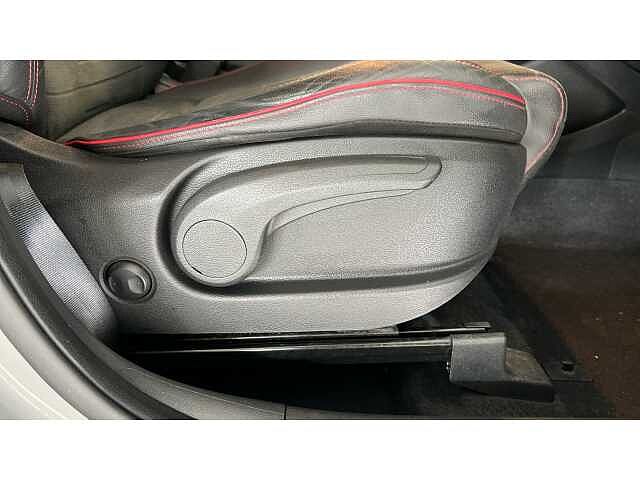 Hyundai TUCSON 1.6 CRDi 48V MHD 136 N Line 5dr 2WD