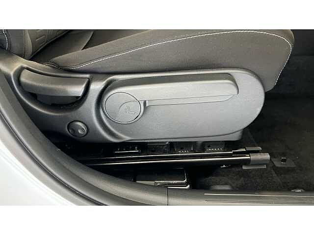Hyundai KONA 1.6T 138 Advance 5dr