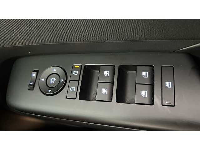 Hyundai KONA 1.6T 138 Advance 5dr