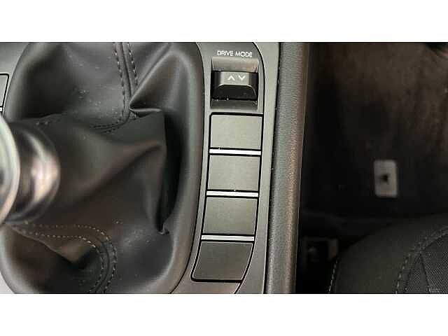 Hyundai KONA 1.6T 138 Advance 5dr