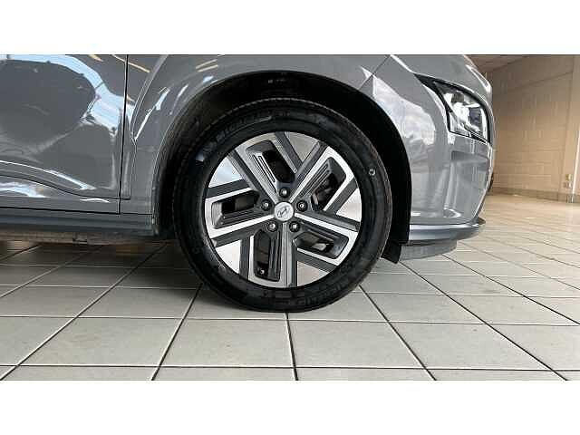 Hyundai KONA 150kW Premium 64kWh 5dr Auto