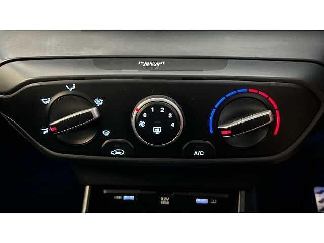 Hyundai BAYON 1.0 TGDi 48V MHEV SE Connect 5dr DCT