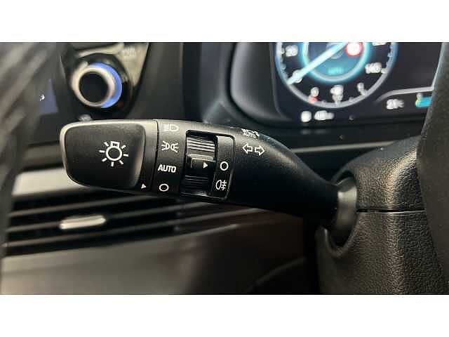 Hyundai BAYON 1.0 TGDi 48V MHEV SE Connect 5dr DCT Blue