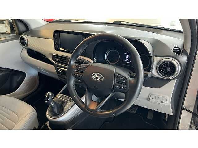Hyundai i10 1.2 MPi Premium 5dr Auto