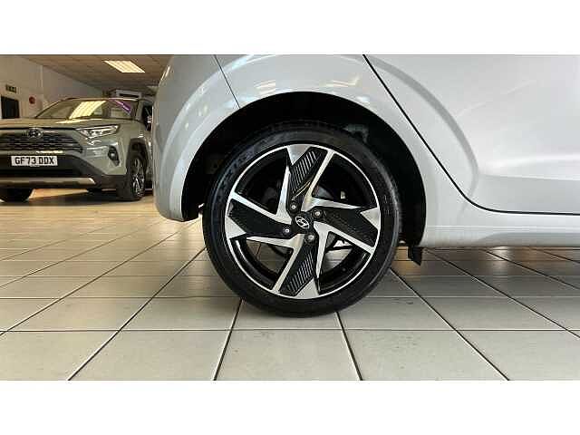 Hyundai i10 1.2 MPi Premium 5dr Auto