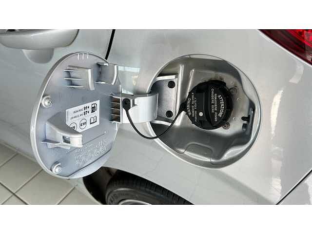 Hyundai i10 1.2 MPi Premium 5dr Auto