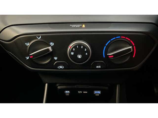 Hyundai I20 1.0T GDi Advance 5dr DCT Black