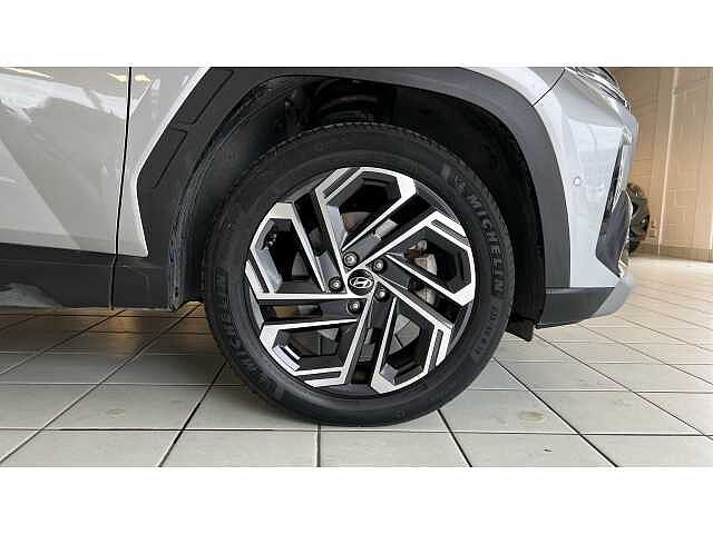 Hyundai TUCSON 1.6T Hybrid Ultimate 5dr Auto Silver