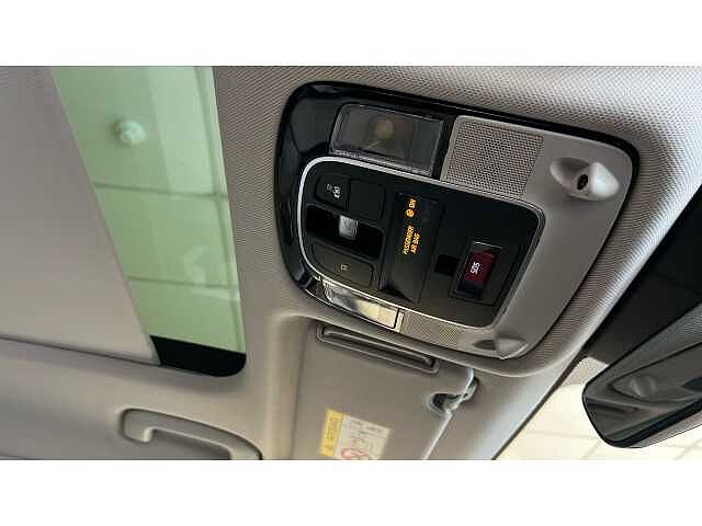 Hyundai TUCSON 1.6T Hybrid Ultimate 5dr Auto Silver
