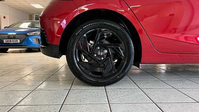 Hyundai i20 1.0T GDi 90 Black Line 5dr