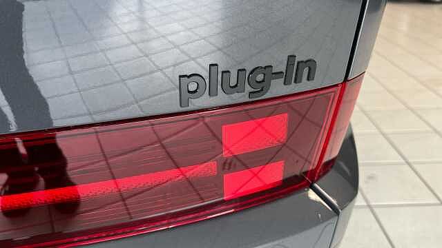 Hyundai SANTA FE 1.6 TGDi Plug-in Hybrid Calligraphy 5dr 4WD Auto