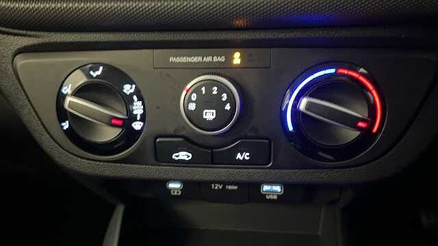 Hyundai I10 I10 1.0 [58] Advance 5dr Auto [Nav] Dragon Red