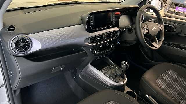 Hyundai I10 1.2 [79] Premium 5dr Auto [Nav] Atlas White