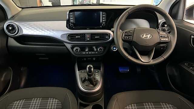 Hyundai I10 1.2 [79] Premium 5dr Auto [Nav] Atlas White