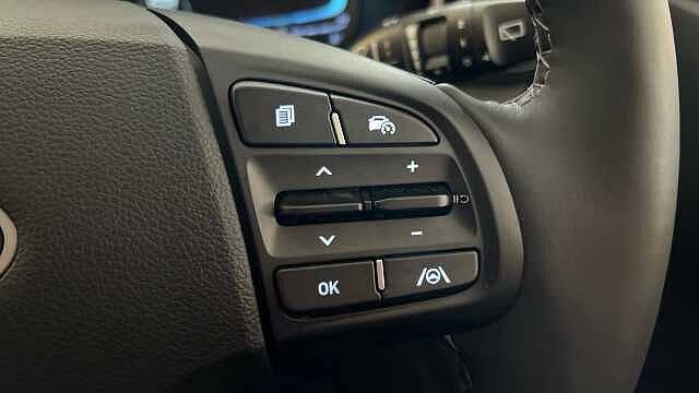 Hyundai I10 1.2 [79] Premium 5dr Auto [Nav] Atlas White