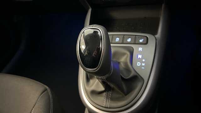 Hyundai I10 1.2 [79] Premium 5dr Auto [Nav] Atlas White