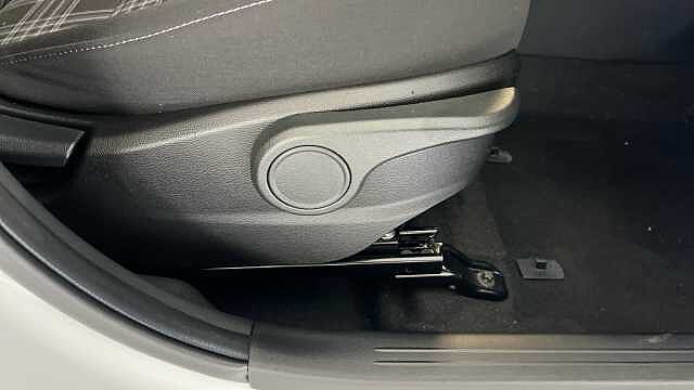 Hyundai I10 1.2 [79] Premium 5dr Auto [Nav] Atlas White