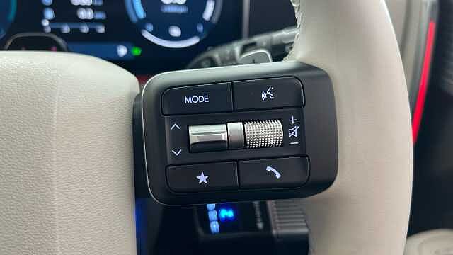 Hyundai SANTA FE 1.6 TGDi Plug-in Hybrid Ultimate 5dr 4WD Auto Ecotronic Grey