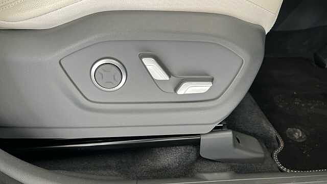 Hyundai SANTA FE 1.6 TGDi Plug-in Hybrid Ultimate 5dr 4WD Auto Ecotronic Grey