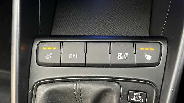 Hyundai BAYON 1.0 TGDi [90] Black Line 5dr DCT