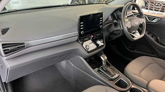 Hyundai IONIQ 1.6 GDi Hybrid SE Connect 5dr DCT