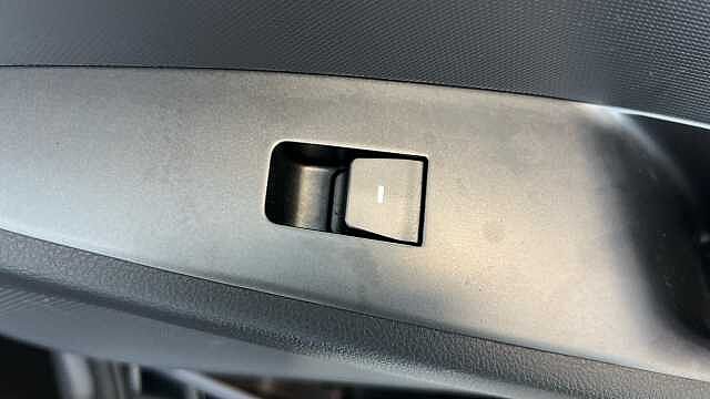 Hyundai IONIQ 1.6 GDi Hybrid SE Connect 5dr DCT