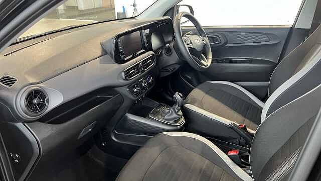 Hyundai i10 1.0 [63] Advance 5dr Auto [Nav]