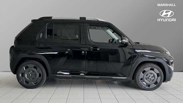 Hyundai INSTER 85kW Cross 49kWh 5dr Auto Abyss Black
