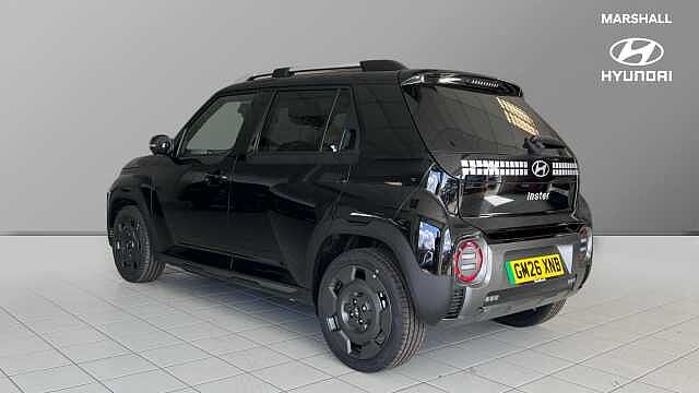 Hyundai INSTER 85kW Cross 49kWh 5dr Auto Abyss Black