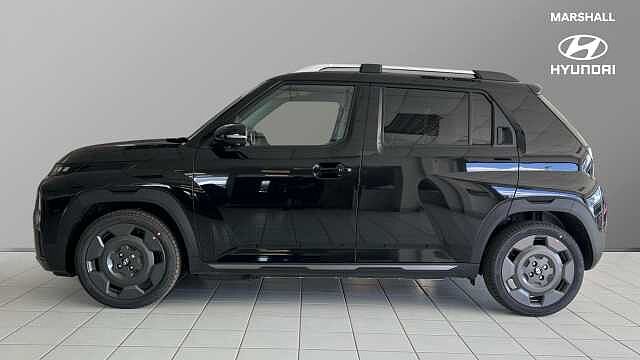 Hyundai INSTER 85kW Cross 49kWh 5dr Auto Abyss Black