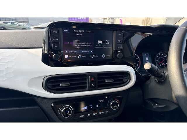 Hyundai I10 I10 1.2 MPi Premium 5dr WHITE