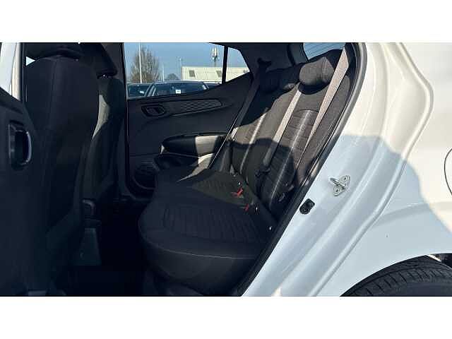 Hyundai I10 I10 1.2 MPi Premium 5dr WHITE